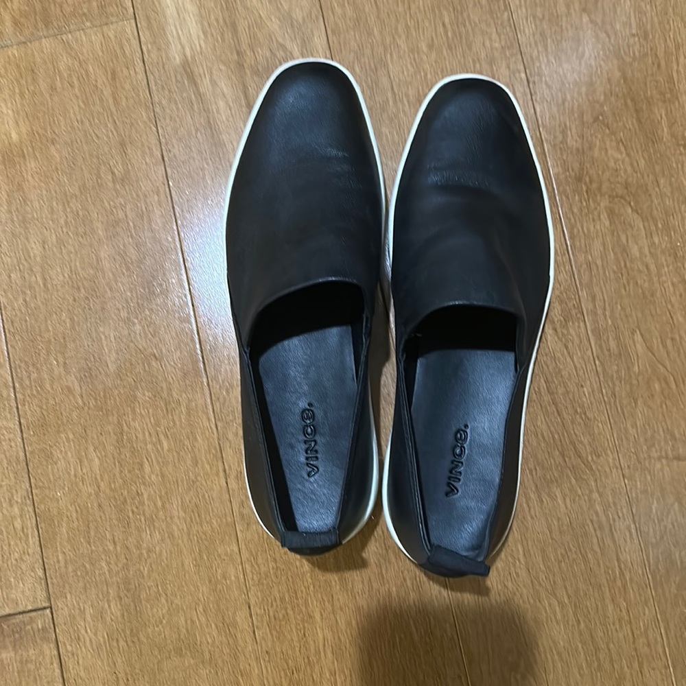 Vince sneakers